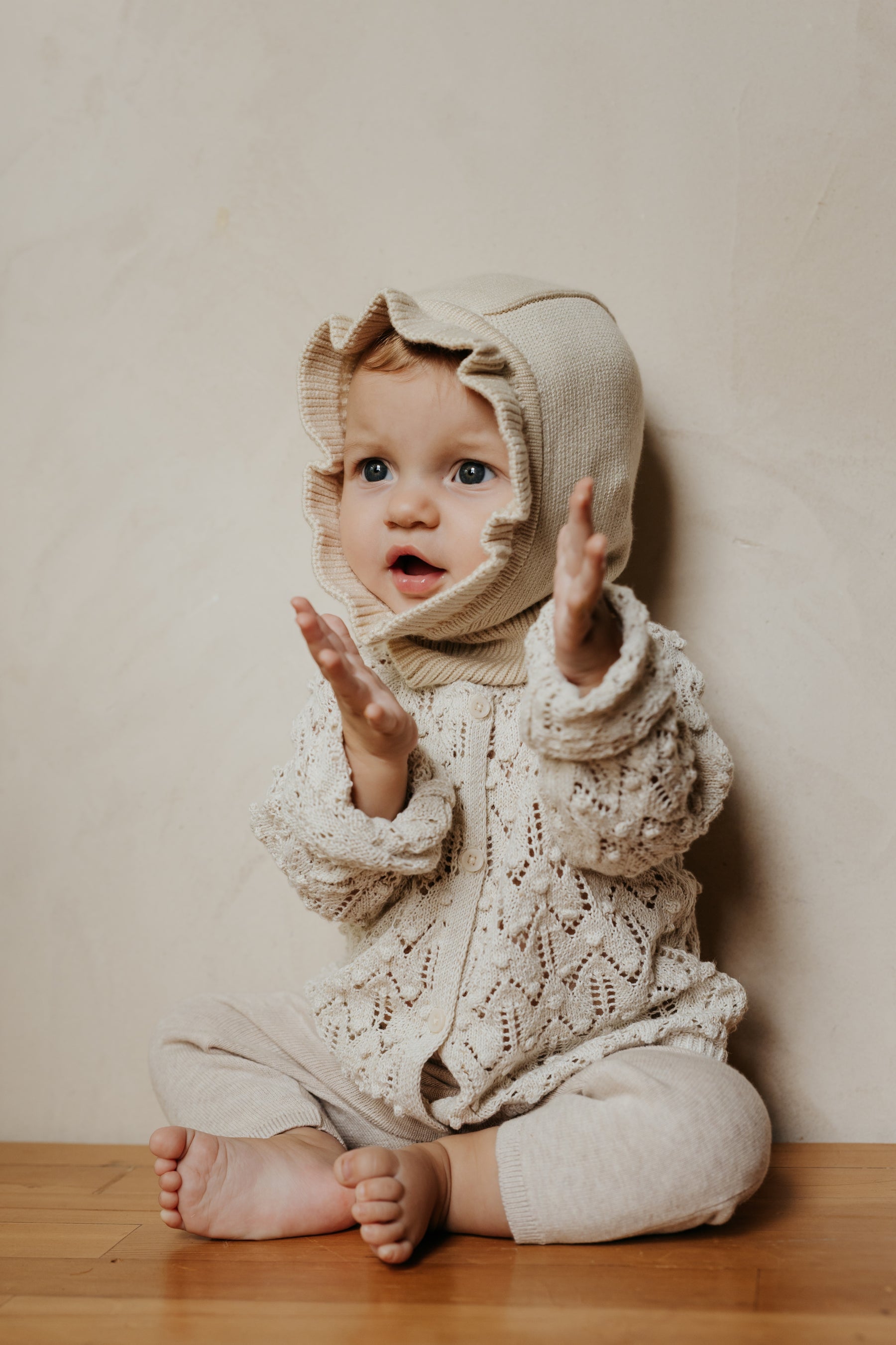 Numu Ruffle Balaclava
