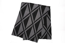 Mens Diamond Pattern Scarf