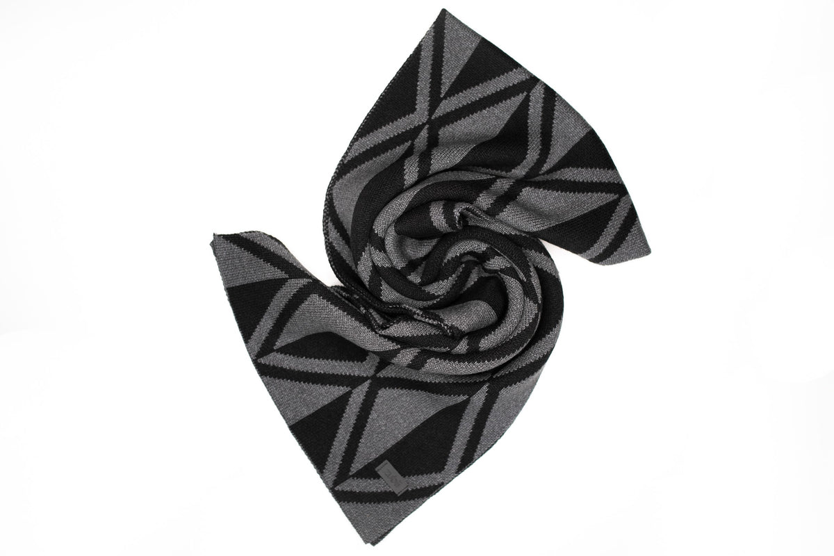 Mens Diamond Pattern Scarf