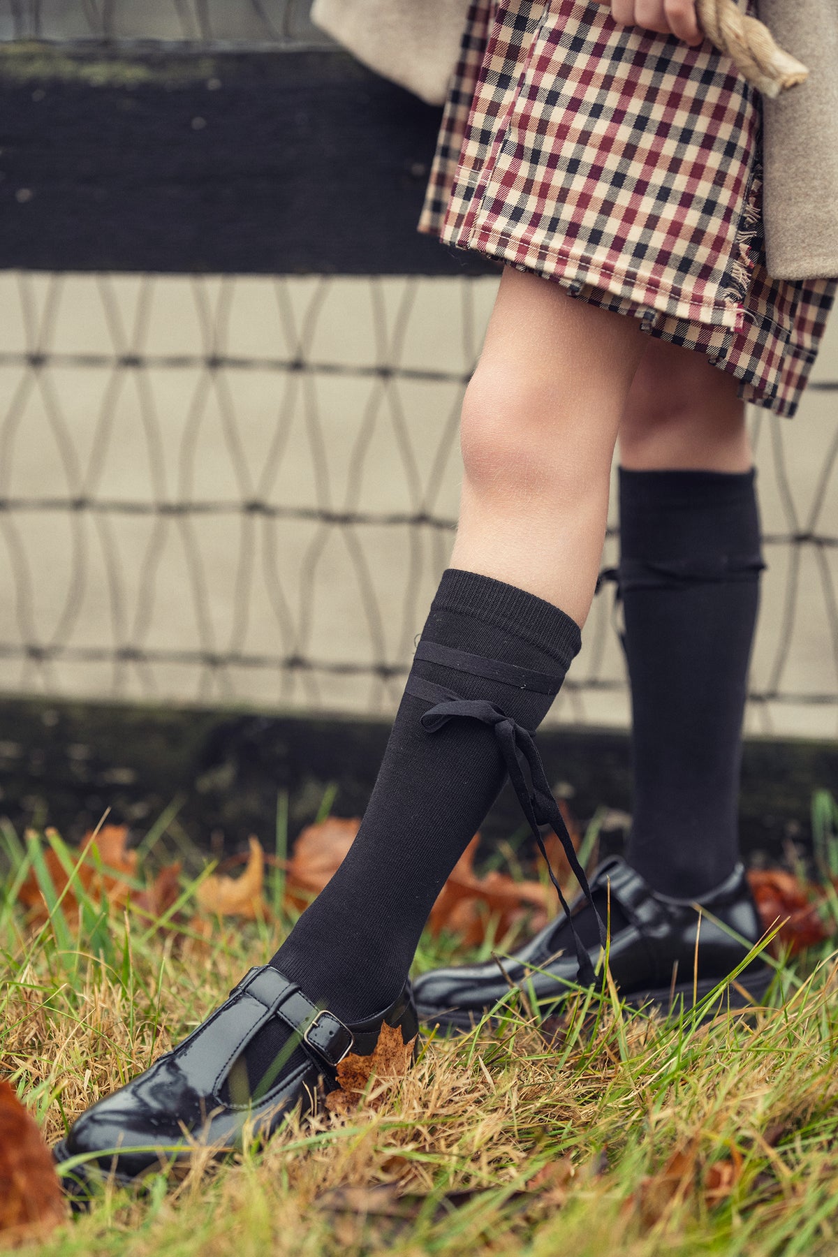 Ribbon Wrap Knee