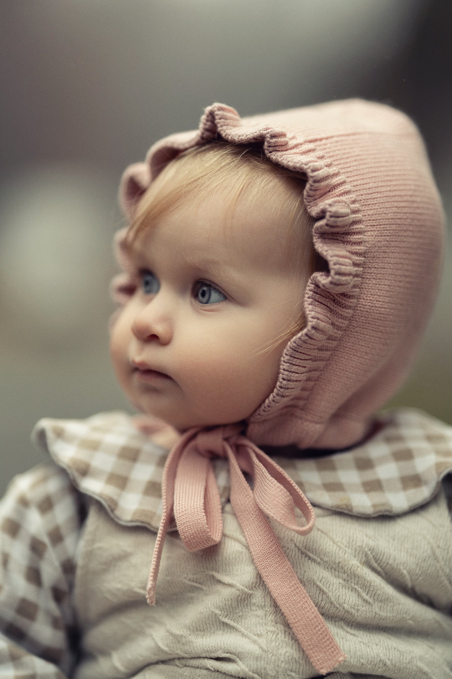 Numu Contrast Scalloped Edge Bonnet